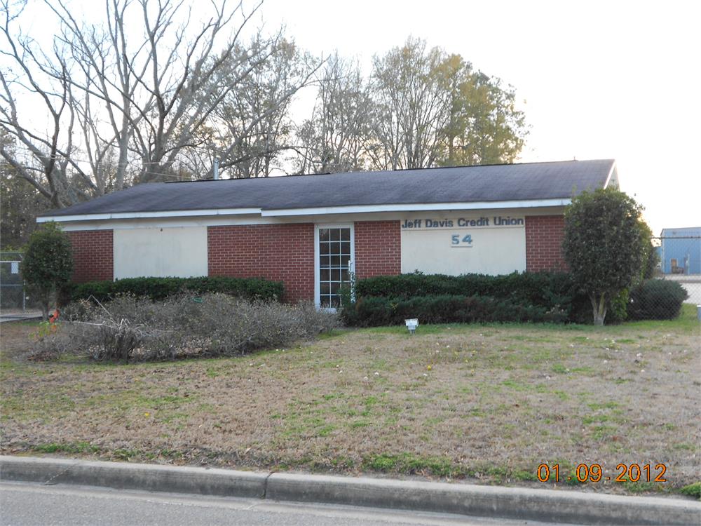 Commercial Building 4 Offices Location Hazlehurst,